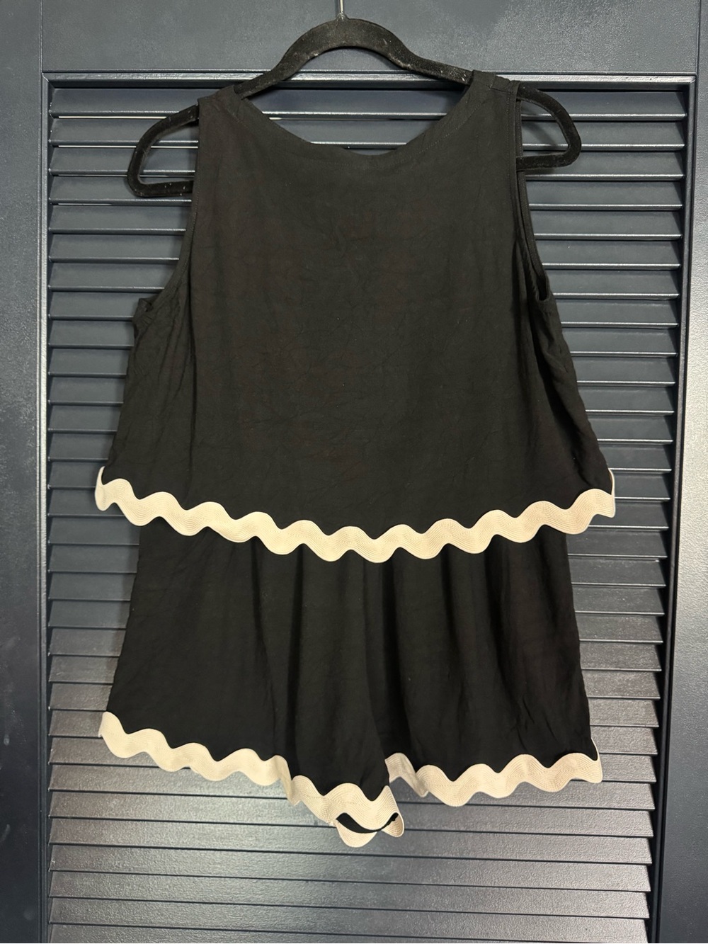 Petal & Pup Katy Black Linen Ric Rac Short Set Size L